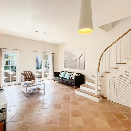 Willa Romantic Canal Villa. Private Dock & Beach Access *